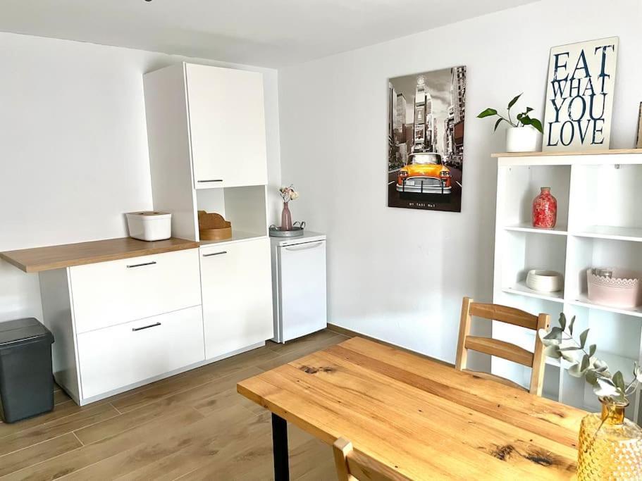 Schoene 80Qm Fewo In Bester Lage Kunzell Εξωτερικό φωτογραφία